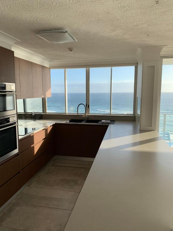 Pacific Regis Beachfront Holiday Apartments Χρυσή Ακτή Εξωτερικό φωτογραφία