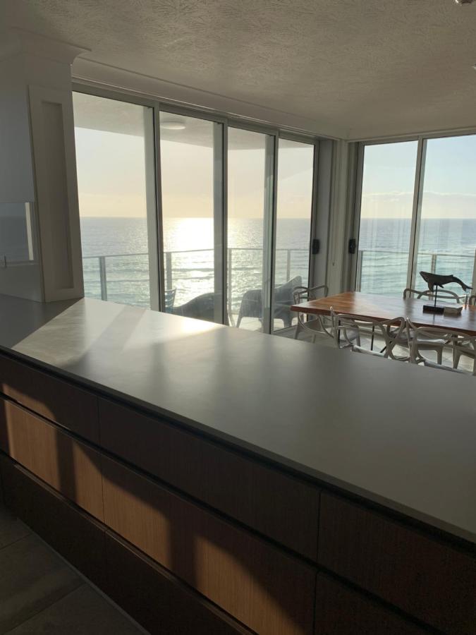 Pacific Regis Beachfront Holiday Apartments Χρυσή Ακτή Εξωτερικό φωτογραφία